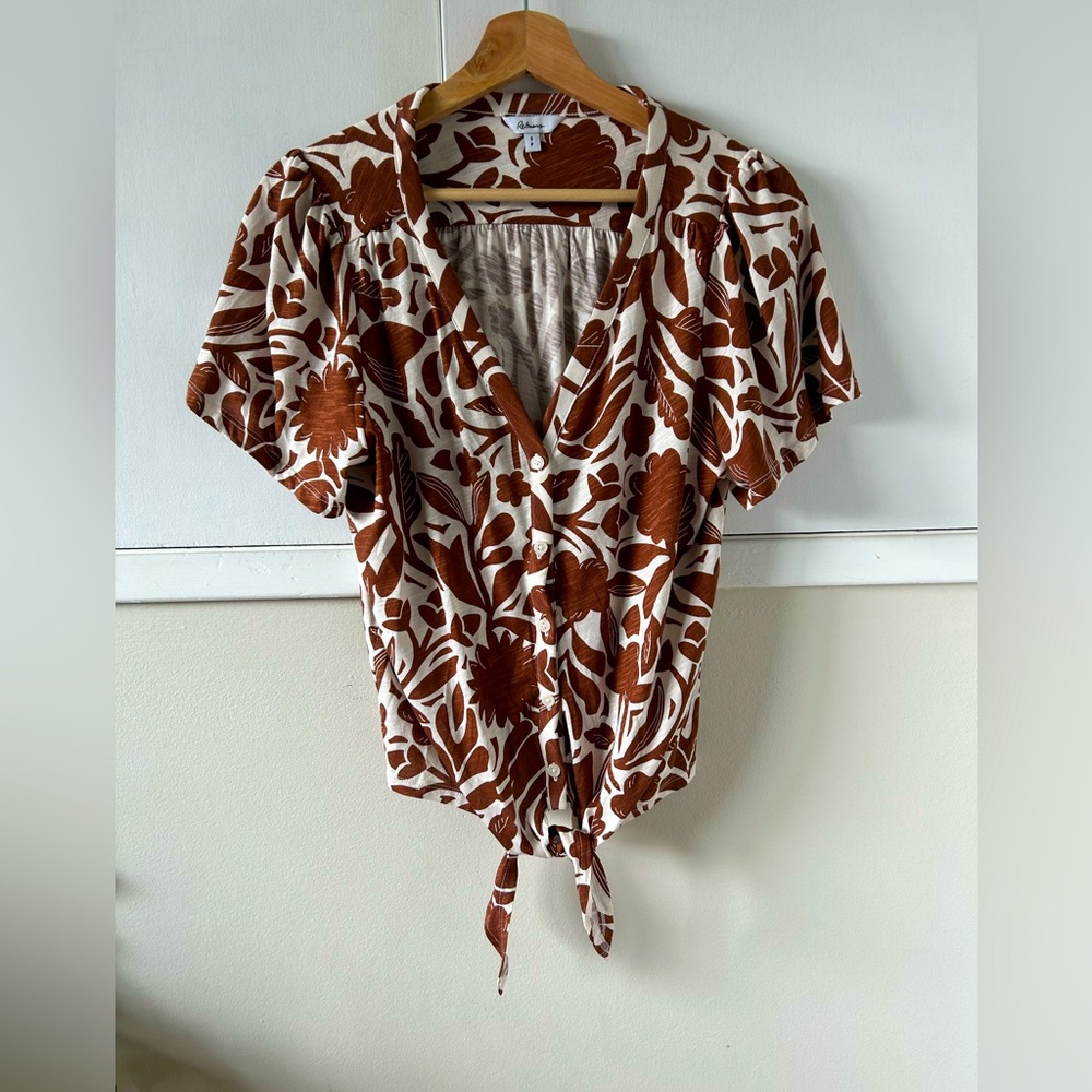 Reitmans Brown and White Floral Blouse